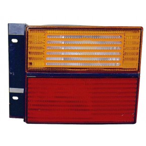 Задний фонарь внутренний левый желтый Volkswagen Vento