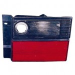 Задний фонарь внутренний левый красно - тонированный Volkswagen Vento