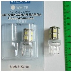 0013 Бесцокольная одноконтактная лампа Т20-13 W3*15S 12в. 13вт /цвет белый.габар,.задн.ход/