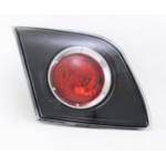 Задний фонарь внутренний левый (хэтчбэк) красный Mazda 3 - 1 поколение
