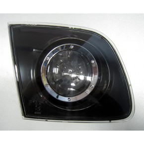 Задний фонарь внутренний левый (седан) rhd белый (противотуманка) Mazda 3 - 1 поколение