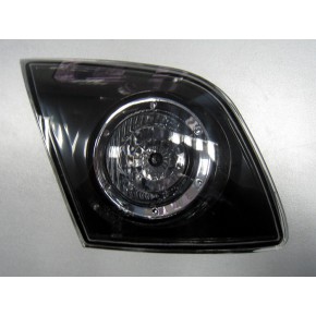 Задний фонарь внутренний левый (хэтчбэк) rhd белый (противотуманка) Mazda 3 - 1 поколение