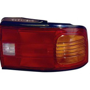 Задний фонарь внешний правый (4 дв) Mazda 323 BG
