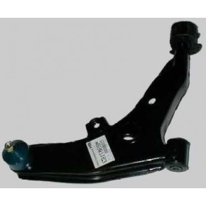 Рычаг передней подвески правый нижний Mitsubishi Lancer 5 универсал