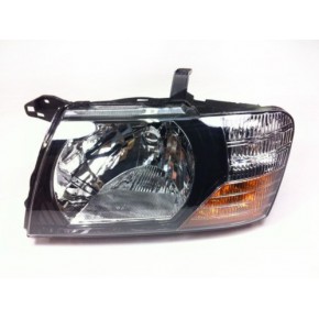 Левая фара под корректор (оригинал) Mitsubishi Pajero - 3 поколение