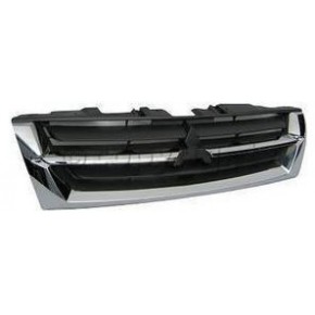 Решетка радиатора хром - черная Mitsubishi Pajero - 3 поколение