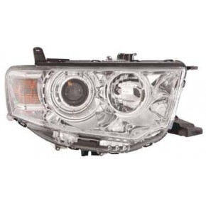 Правая фара линзованная +/- под корректор Mitsubishi Pajero Sport - 2 поколение