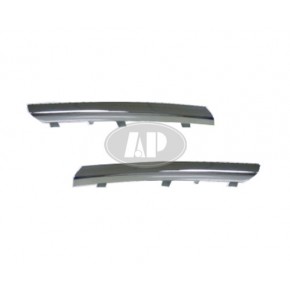 Молдинг решетки радиатора правый хром Nissan Almera N16E