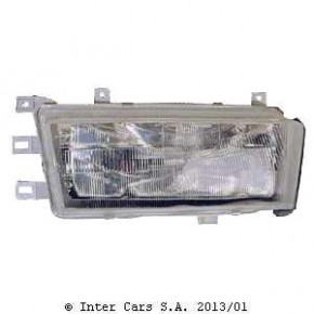 Правая фара Nissan Bluebird T72