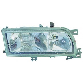 Правая фара без корректора Nissan Primera P10 КРОМЕ W10