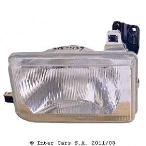 Правая фара Nissan Terrano / Pathfinder WD21