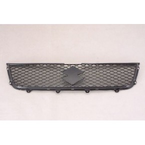 Решетка радиатора черная Suzuki Grand Vitara