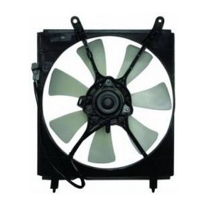 Мотор+вентилятор радиатора охлаждения левый с корпусом 3 6цил Toyota Camry V20