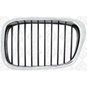 Решетка радиатора левая хром - черная BMW E39