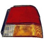 Задний фонарь внешний правый (седан) трехцветный Toyota Tercel /