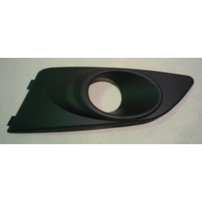 Решетка переднего бампера левая под противотуманки Chevrolet Aveo T300