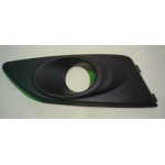 Решетка переднего бампера правая под противотуманки Chevrolet Aveo T300