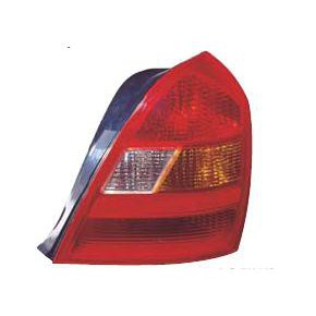 Задний фонарь внешний правый (седан) европа Hyundai Elantra - 3 поколение