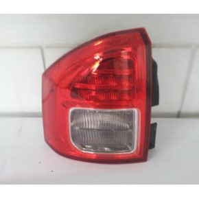 Задний фонарь внешний левый с led (светодиоды) Jeep Compass / Patriot
