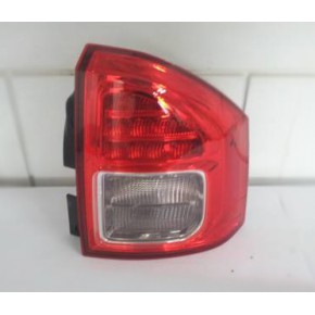 Задний фонарь внешний правый с led (светодиоды) Jeep Compass / Patriot