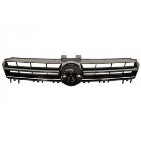 Решетка радиатора с хромированным молдингом Volkswagen Golf 7