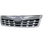 Решетка радиатора серебристая с хромированным молдингом Subaru Forester