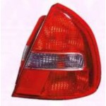 Задний фонарь внешний правый Mitsubishi Carisma