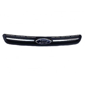 Решётка радиатора чёрная с хром молдингом Ford Kuga