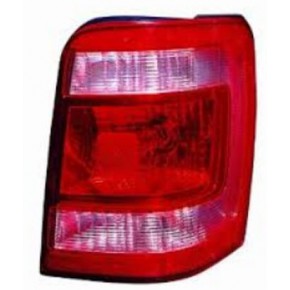 Фонарь задний внешний правый usa Ford Maverick  Escape