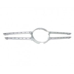 Молдинг решётки радиатора с отверстиями под камеру серебристый Mercedes W212