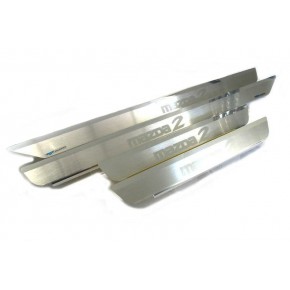 Накладки на внутренние пороги 4шт с рисунком на металл Mazda 2 - 2 поколение