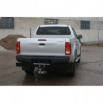Фаркоп Toyota Hilux