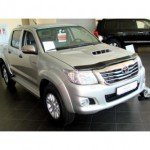 Дефлектор капота темный Toyota Hilux