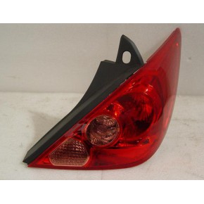 Фонарь задний правый хэтчбэк Nissan Tiida