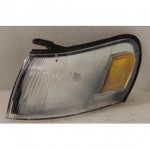 Указатель поворота левый Toyota Corolla AE100 / EE101 седан-4ДВ / хетчбек-3ДВ