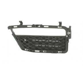 Решётка в передний бампер левая e63 amg Mercedes W212