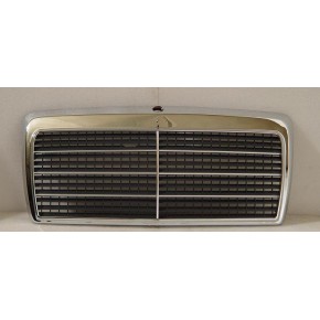 Решётка радиатора хром/черная Mercedes W124  E124