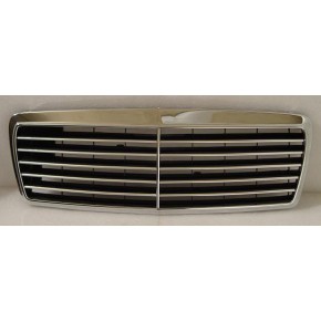 Решётка радиатора хром/черная avantgard Mercedes W210