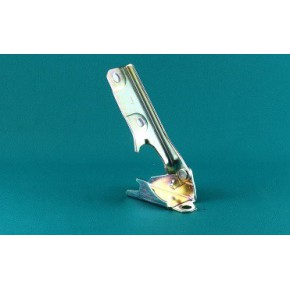 Петля капота правая Mitsubishi Pajero - 3 поколение