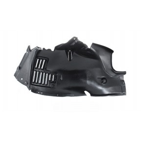 Подкрылок передний правый передняя часть amg Mercedes W204