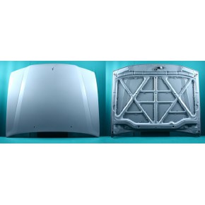 Капот с отверстиями под омыватель под эмблему Toyota Land Cruiser 100