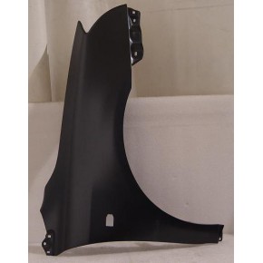 Крыло переднее правое с отверстием под повторитель Toyota Avensis - 2 поколение