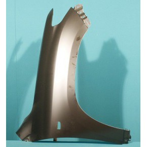 Крыло переднее правое с отверстием под повторитель Toyota Land Cruiser 200