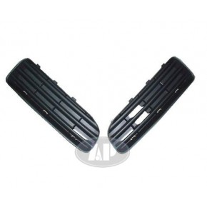 Решетка в бампер правая Skoda Octavia - 1 поколение