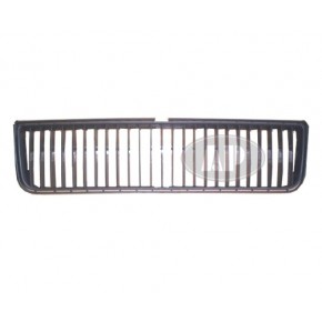 Решетка в бампере центральная Skoda Octavia - 1 поколение