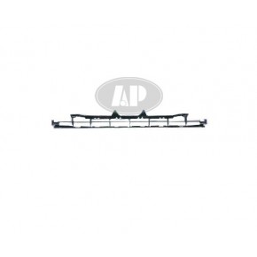 Решетка переднего бампера верхняя Peugeot 207