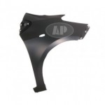 Крыло переднее правое с отверстием Toyota Yaris - 2 поколение