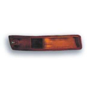 Повторитель поворота в передний бампер правый (правый руль) Toyota Corolla AE100 / EE101 седан-4ДВ / хетчбек-3ДВ