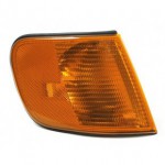 Указатель поворота правый желтый Audi 100 C4