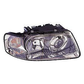 Фара правая Audi A3 8L